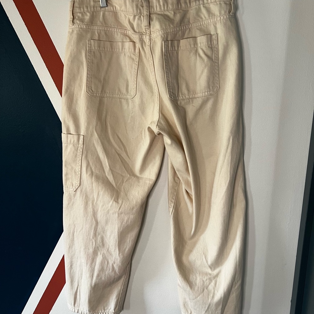 Banana Republic Women's Cream High Rise Barrel Cargo Jeans - Picture 4 of 5